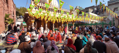 Dargah of Hazrat Nizamuddin Auliya, Delhi (photo: Anubhuti Sharma).
